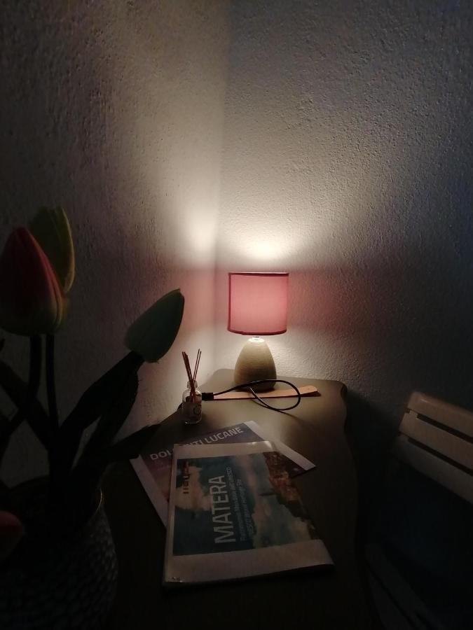 Dimora Helianthus Lägenhet Salandra Exteriör bild